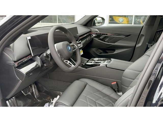 2027 BMW 5 Series 550e xDrive