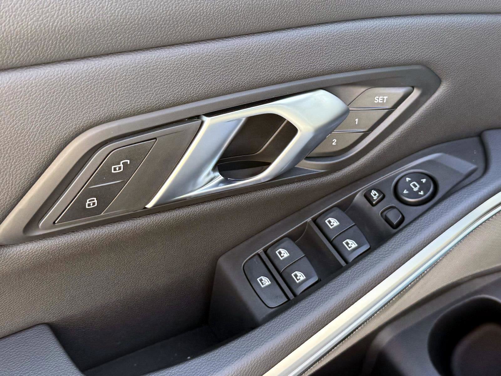 2026 BMW 3 Series 330i xDrive