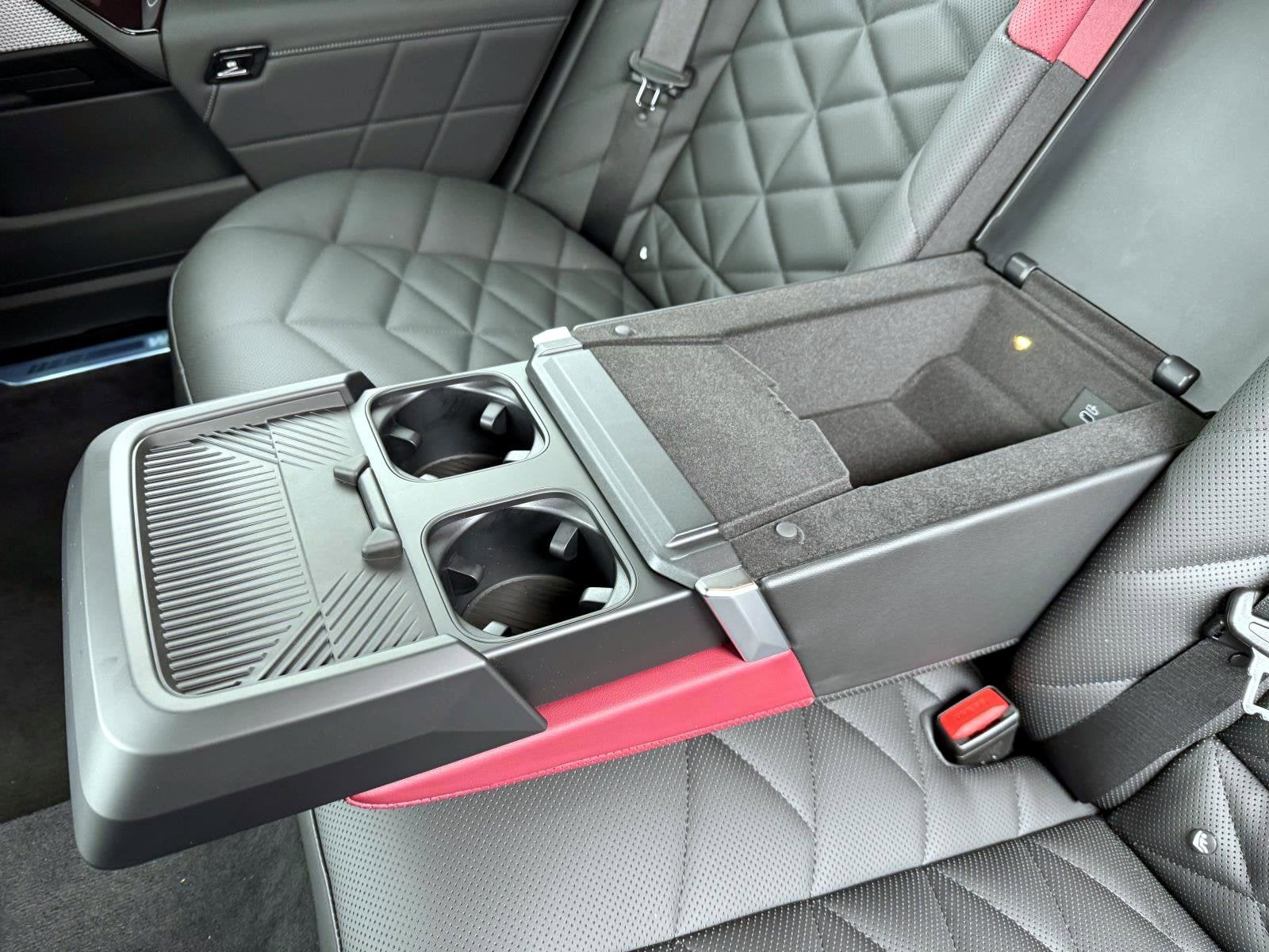 2026 BMW 7 Series 740i xDrive