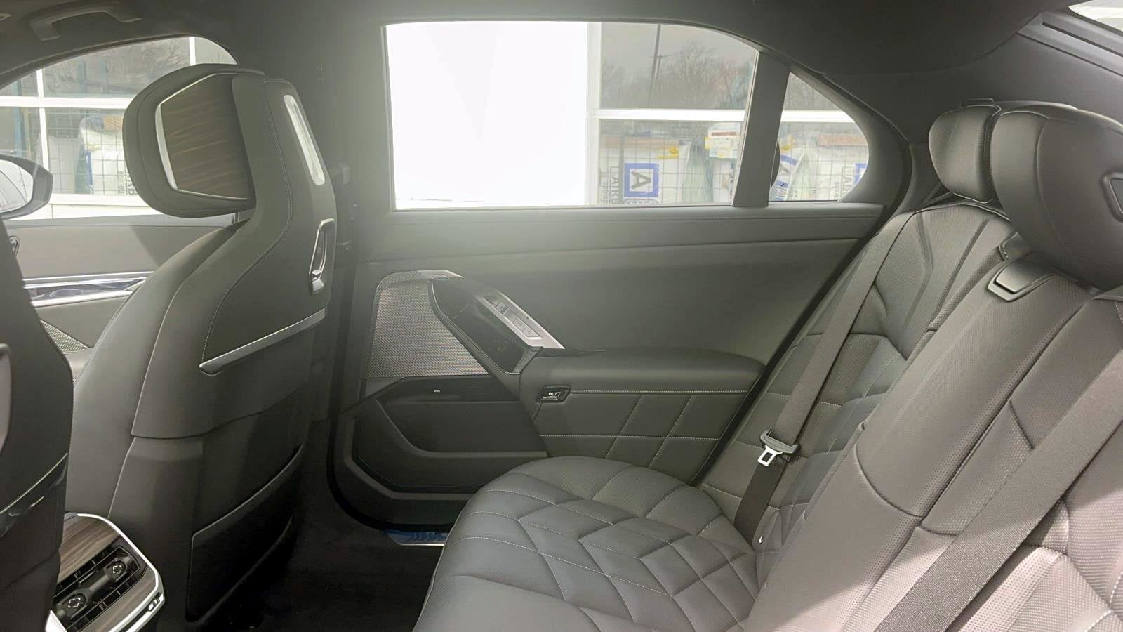 2026 BMW 7 Series 740i xDrive