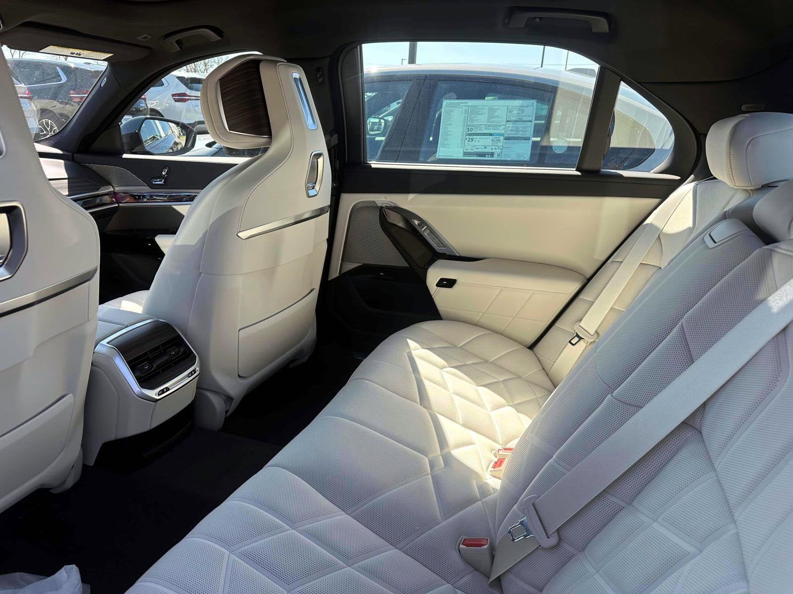 2026 BMW 7 Series 740i xDrive