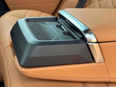 2025 BMW 7 Series 740i xDrive