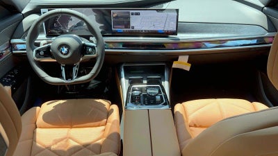 2025 BMW 7 Series 740i xDrive