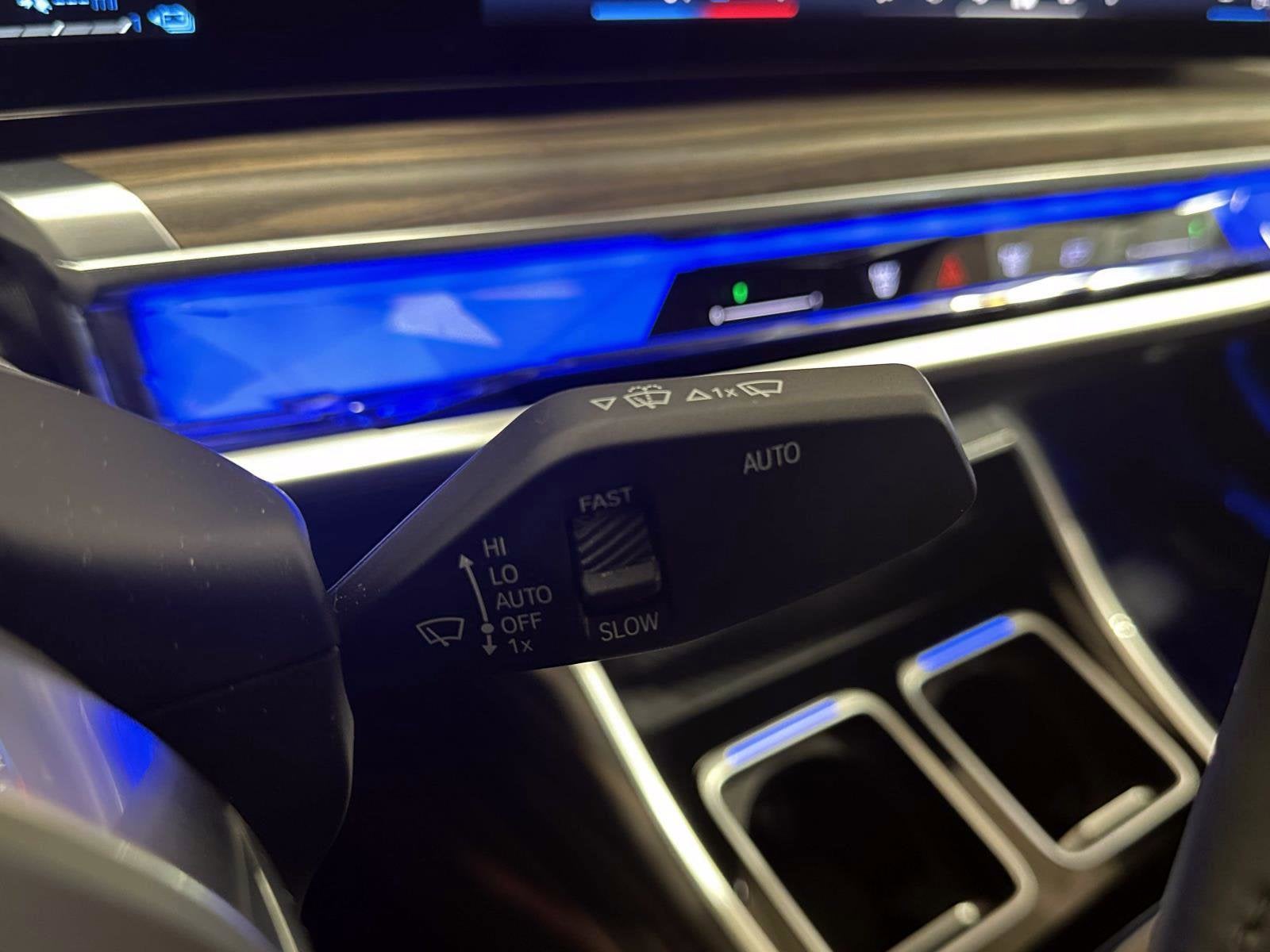 2025 BMW 7 Series 750e xDrive