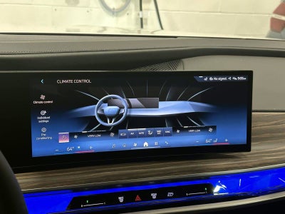 2025 BMW 7 Series 750e xDrive