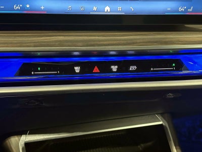 2025 BMW 7 Series 750e xDrive