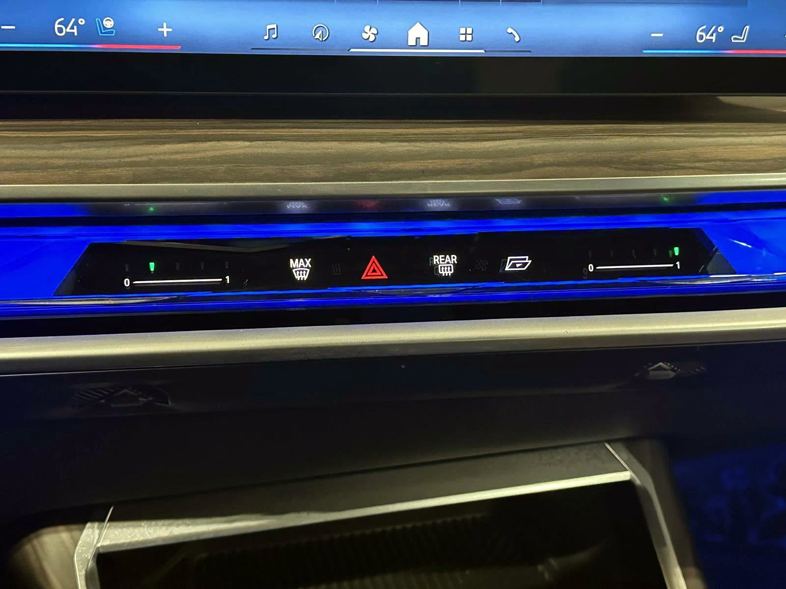 2025 BMW 7 Series 750e xDrive