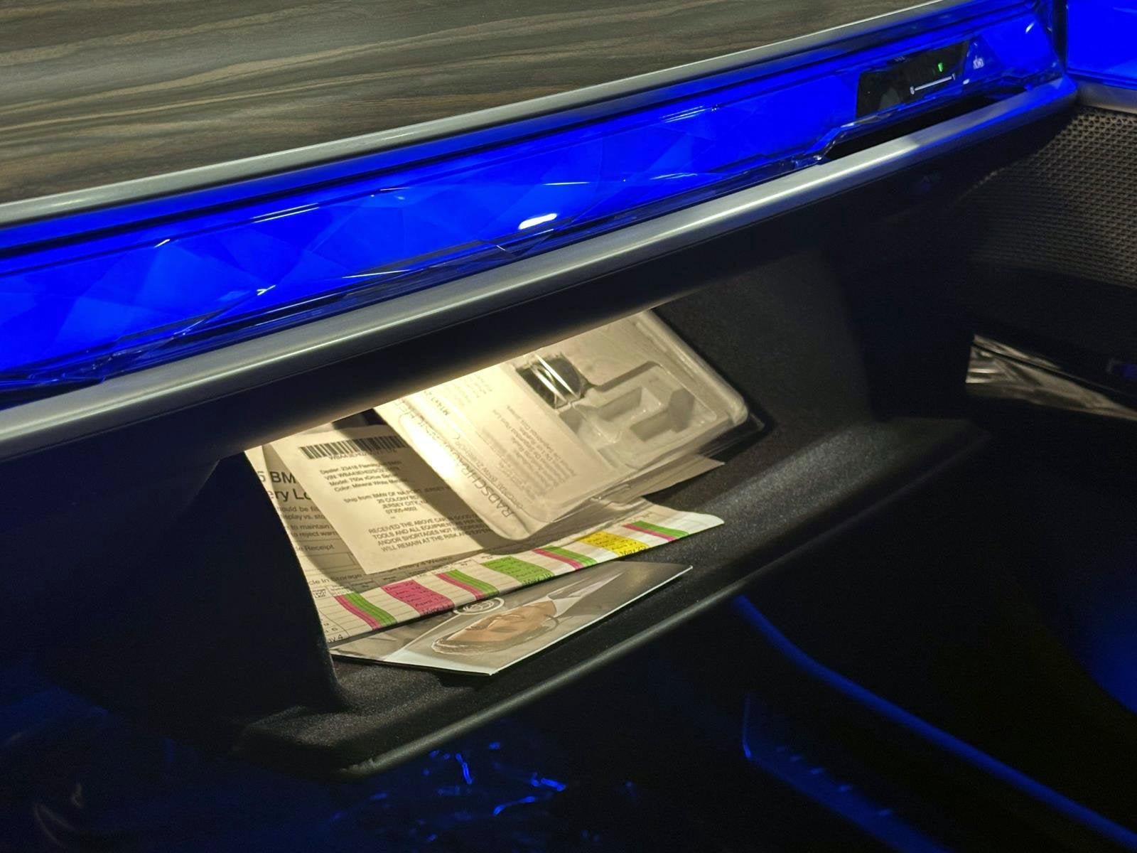 2025 BMW 7 Series 750e xDrive