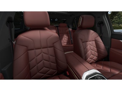 2025 BMW 7 Series 750e xDrive