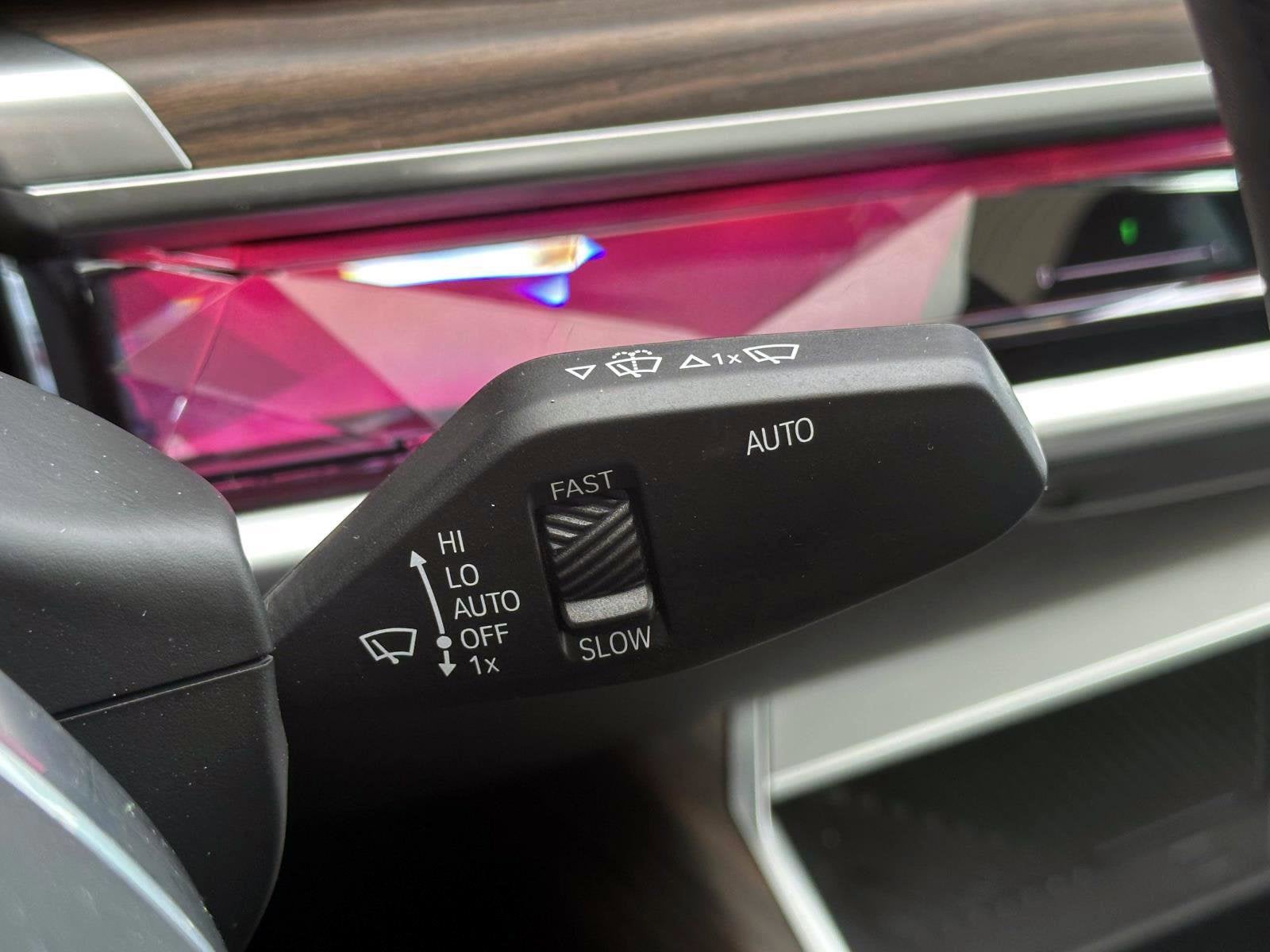 2025 BMW 7 Series 750e xDrive