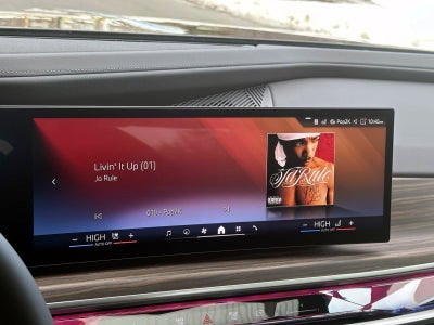 2025 BMW 7 Series 750e xDrive