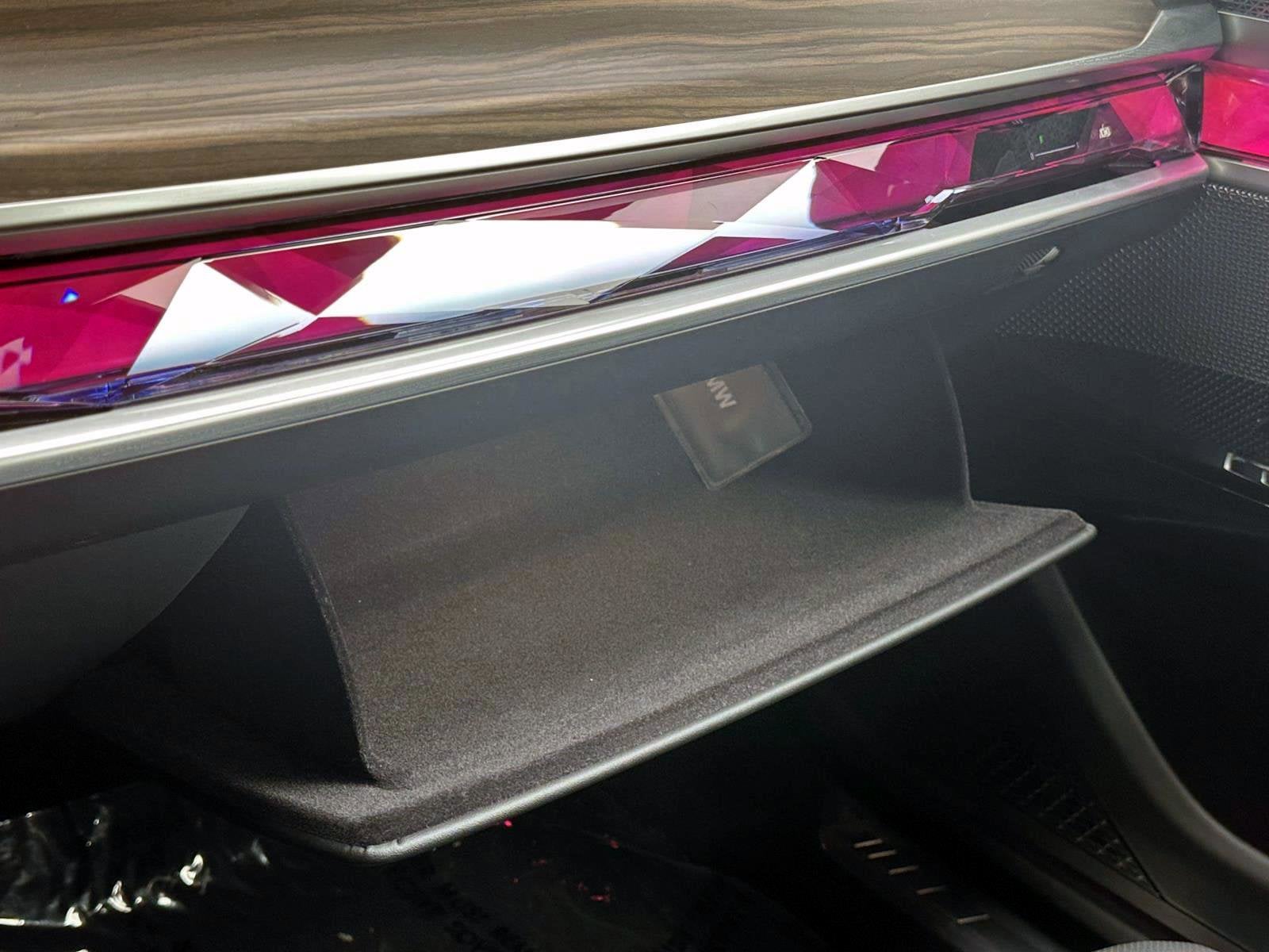 2025 BMW 7 Series 750e xDrive