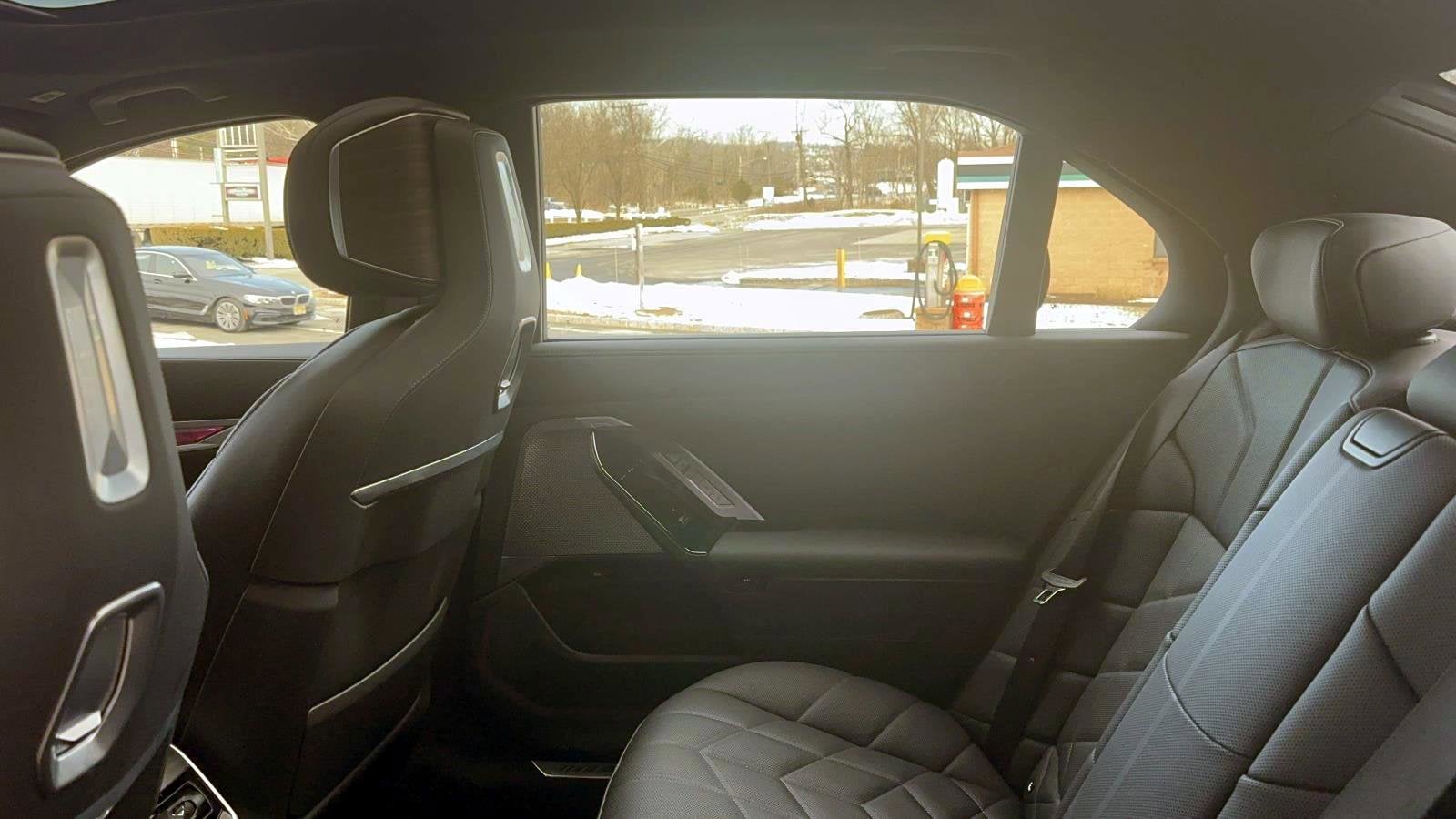 2025 BMW 7 Series 750e xDrive