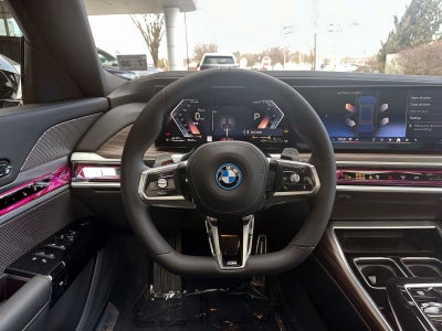 2025 BMW 7 Series 750e xDrive