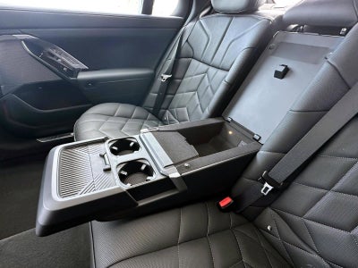 2025 BMW 7 Series 750e xDrive