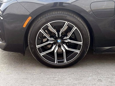 2025 BMW 7 Series 750e xDrive