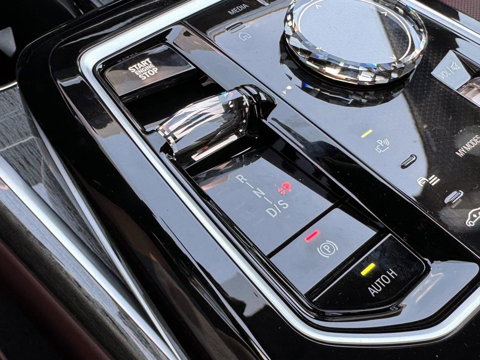 2026 BMW 7 Series 750e xDrive