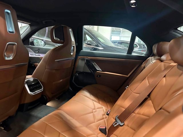 2026 BMW 7 Series 750e xDrive