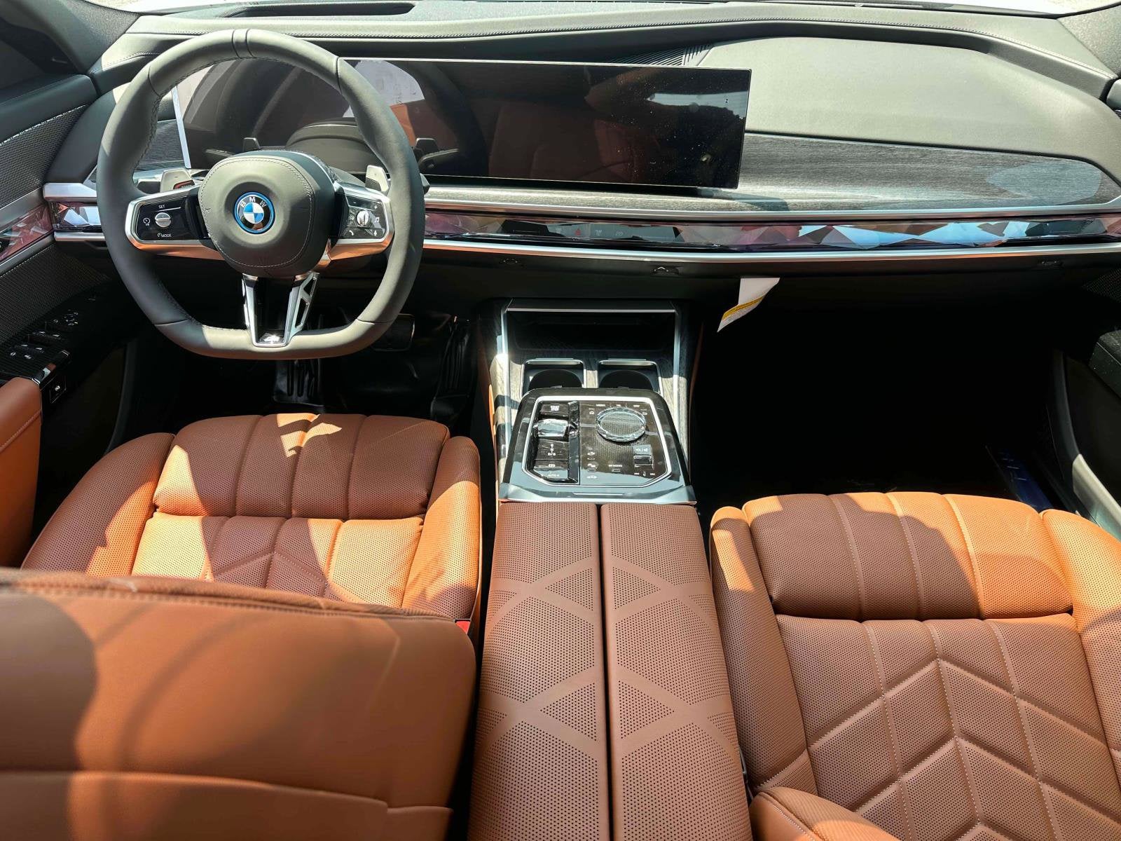 2025 BMW 7 Series 750e xDrive