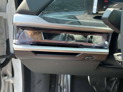 2025 BMW 7 Series 750e xDrive