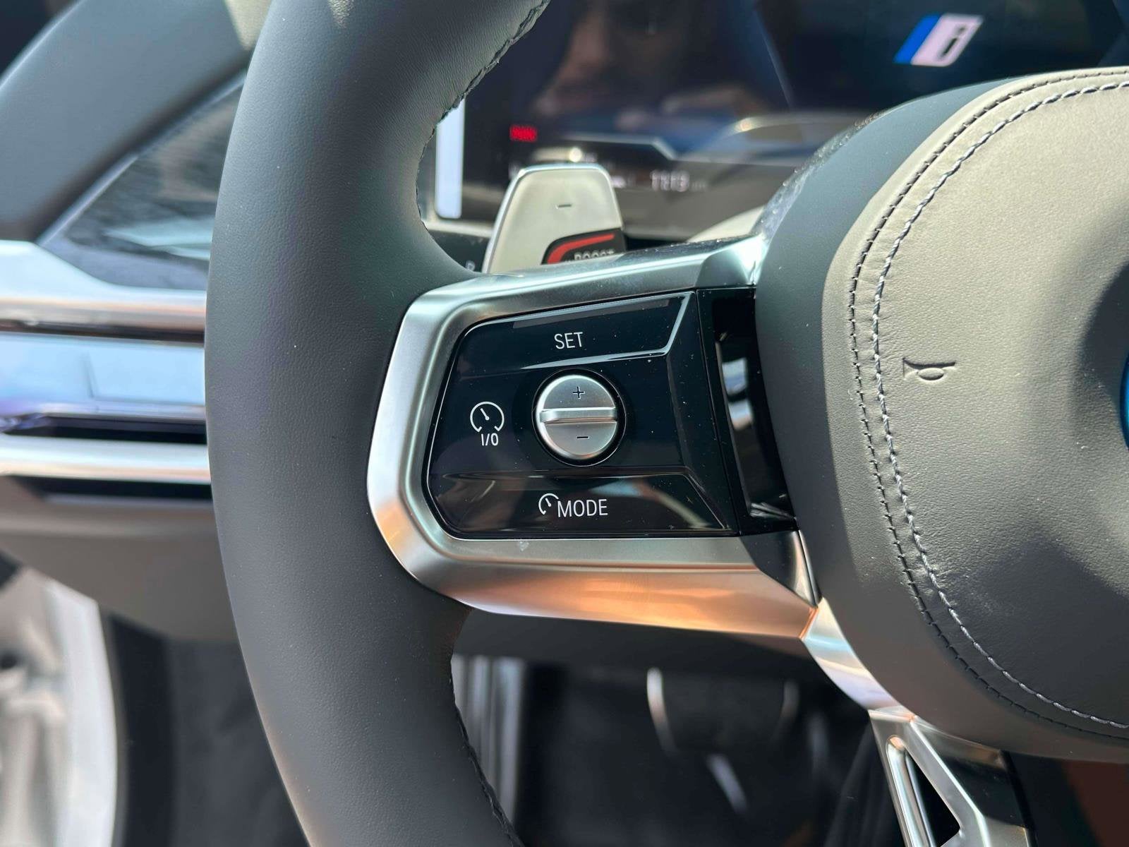 2025 BMW 7 Series 750e xDrive