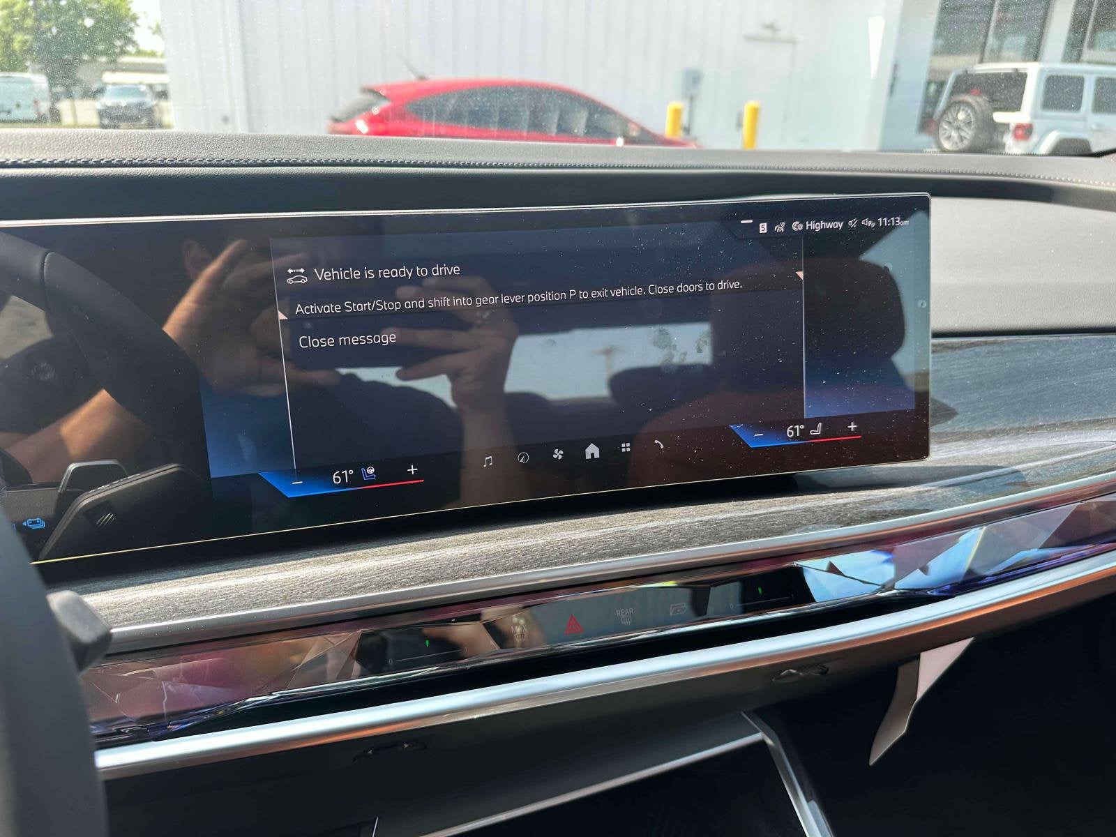 2025 BMW 7 Series 750e xDrive