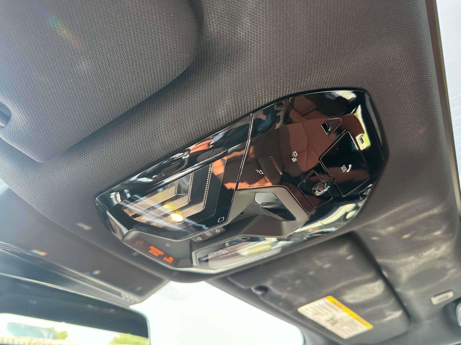 2025 BMW 7 Series 750e xDrive