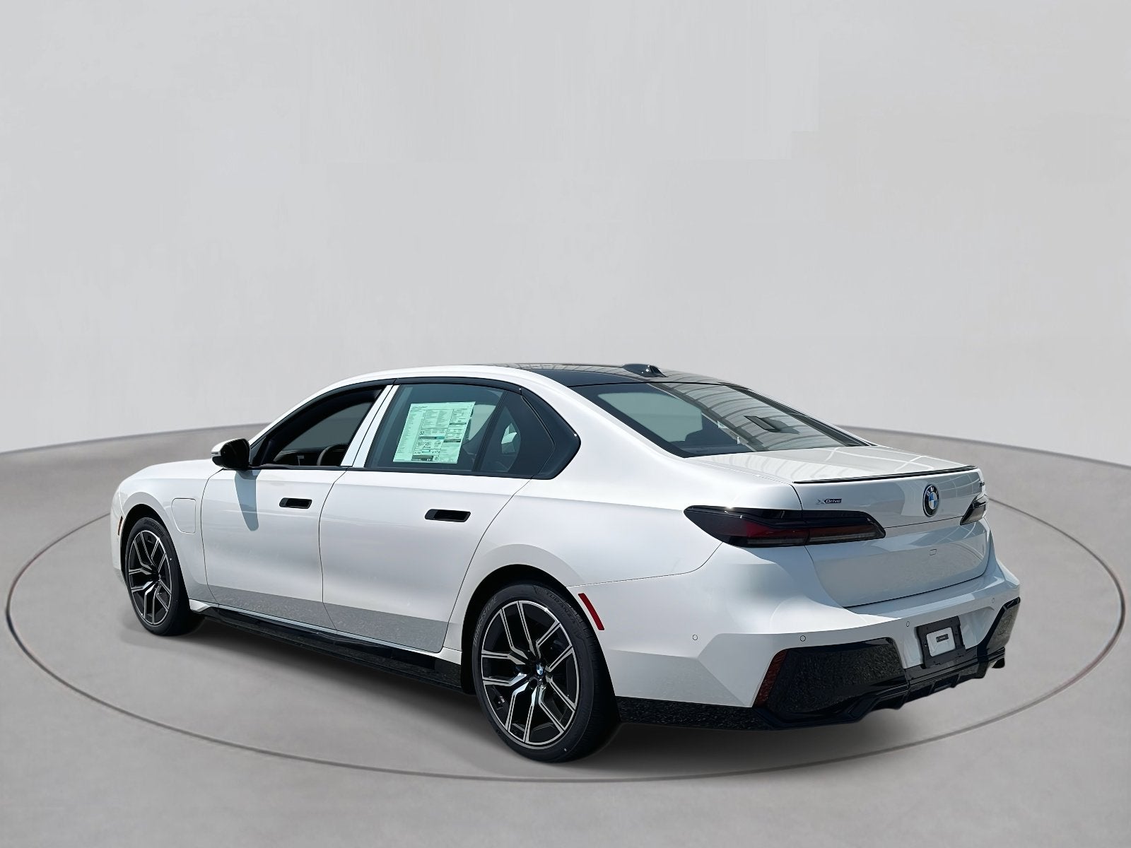 2025 BMW 7 Series 750e xDrive