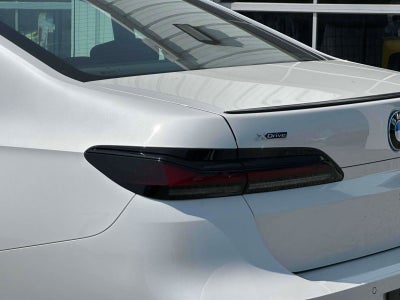 2025 BMW 7 Series 750e xDrive