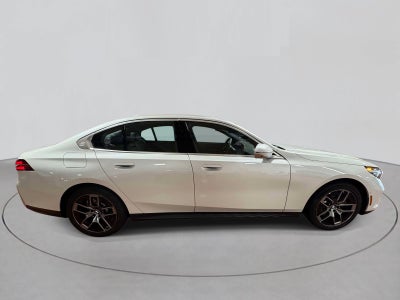 2026 BMW 5 Series 530i xDrive