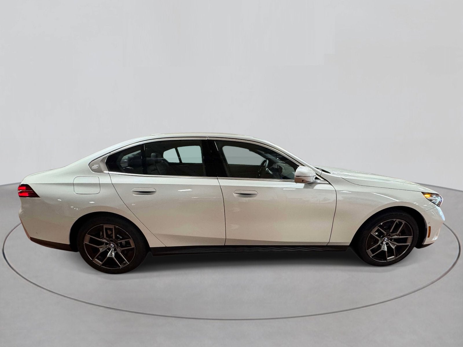 2026 BMW 5 Series 530i xDrive