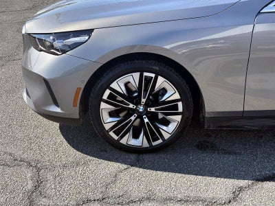 2026 BMW 5 Series 530i xDrive