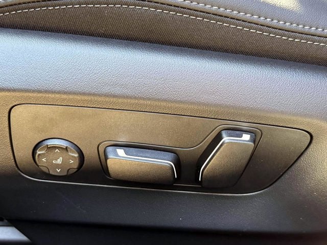 2026 BMW 5 Series 530i xDrive