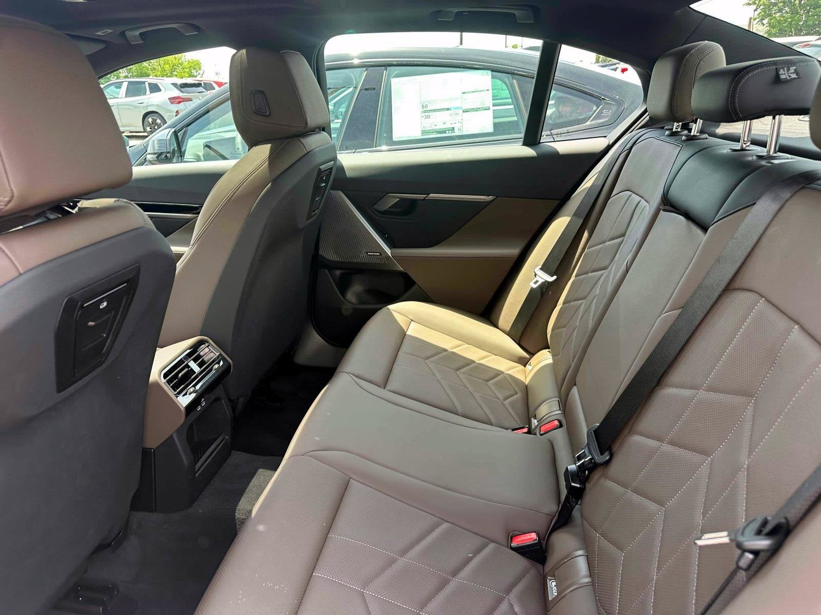 2025 BMW 5 Series 530i xDrive