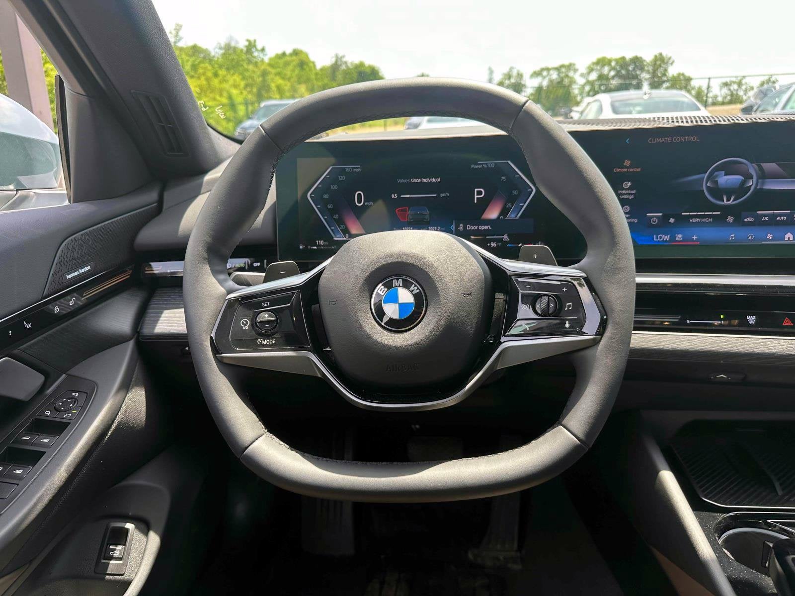 2025 BMW 5 Series 530i xDrive