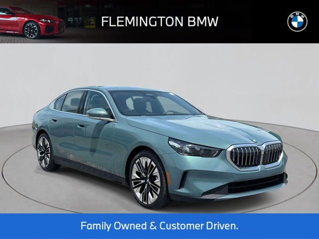 2025 BMW 5 Series 530i xDrive
