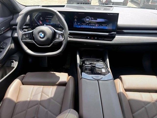 2025 BMW 5 Series 530i xDrive