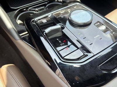 2025 BMW 5 Series 530i xDrive