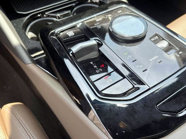 2025 BMW 5 Series 530i xDrive