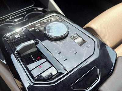 2025 BMW 5 Series 530i xDrive