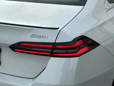 2026 BMW 5 Series 530i xDrive