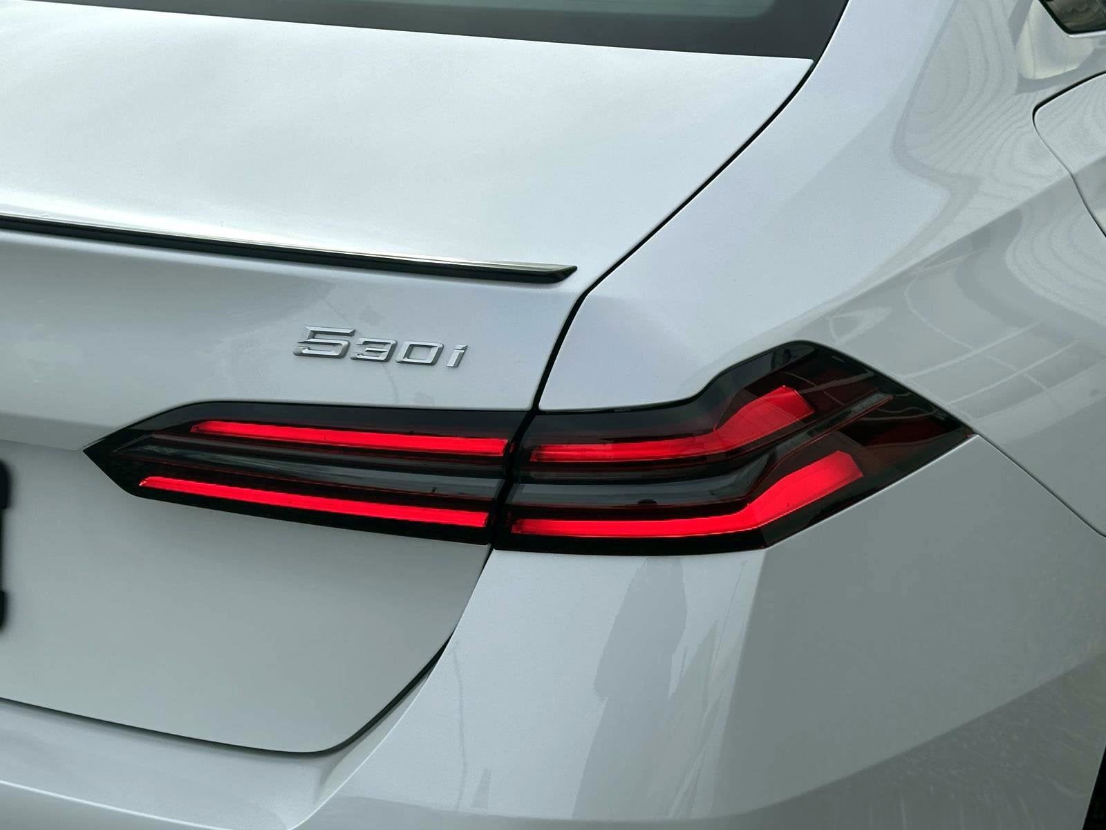 2026 BMW 5 Series 530i xDrive