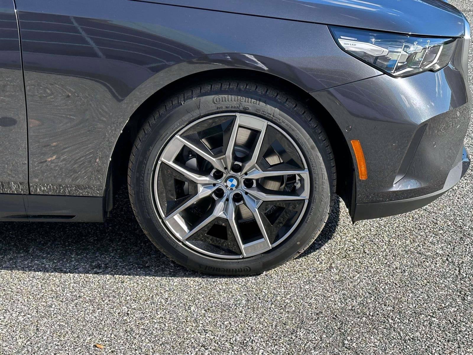 2026 BMW 5 Series 530i xDrive