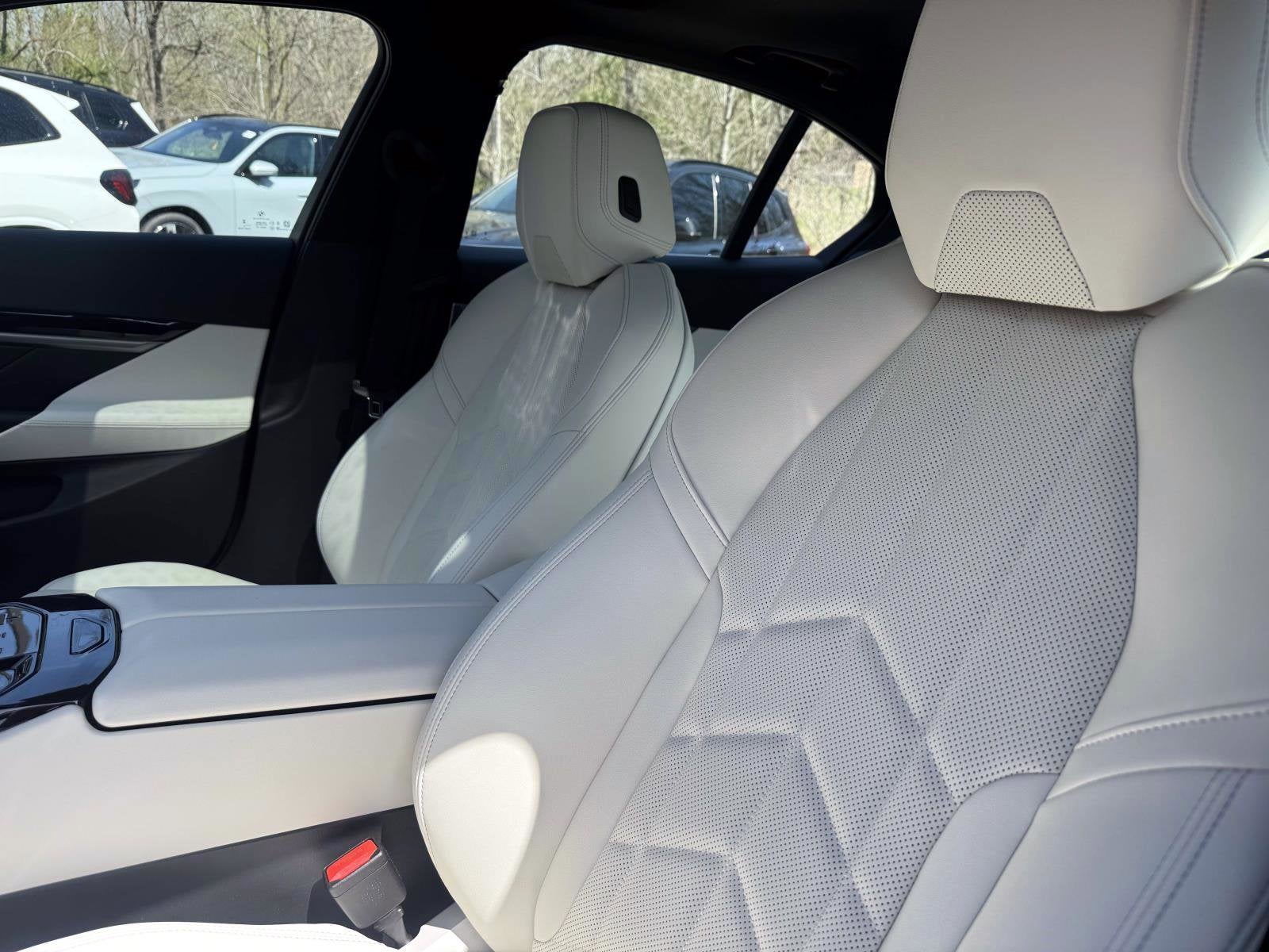 2026 BMW 5 Series 530i xDrive