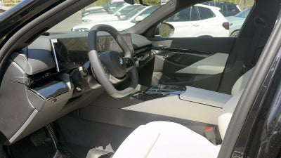 2026 BMW 5 Series 530i xDrive