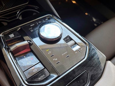 2026 BMW 5 Series 530i xDrive