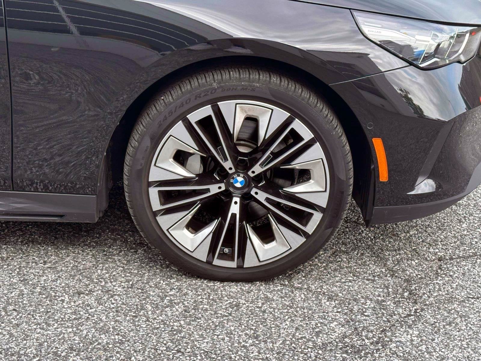 2026 BMW 5 Series 530i xDrive