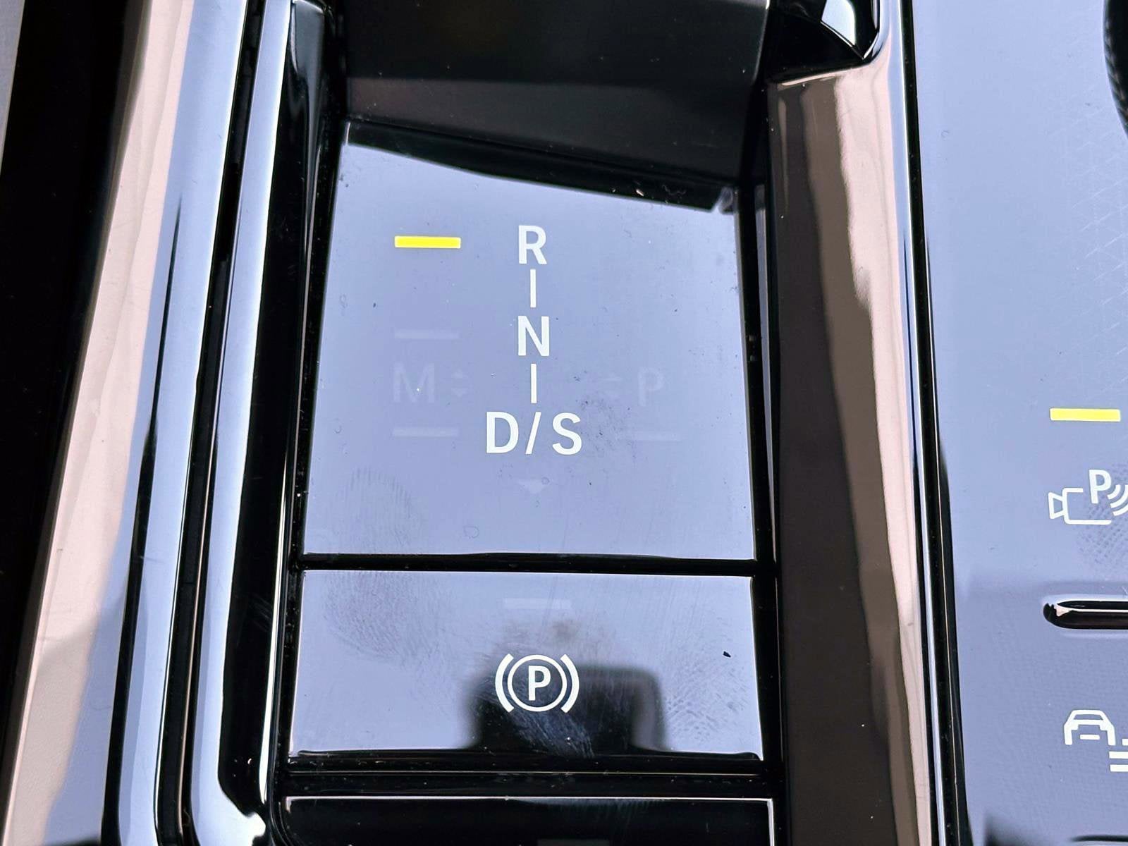 2025 BMW 5 Series 540i xDrive