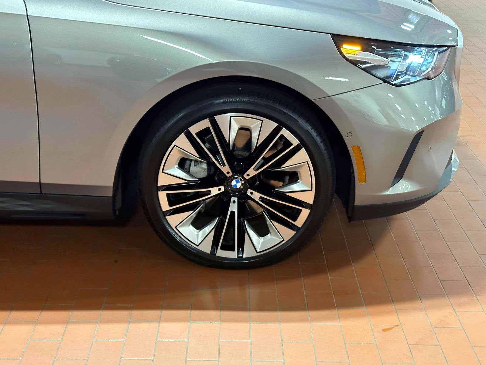 2026 BMW 5 Series 540i xDrive