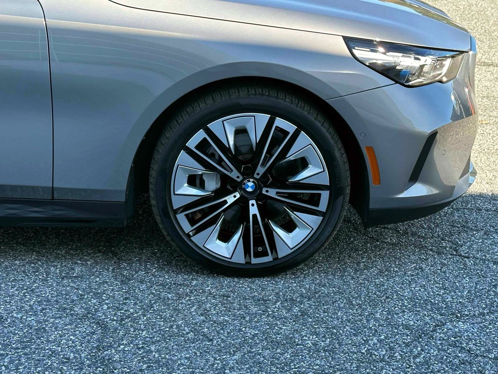 2026 BMW 5 Series 540i xDrive